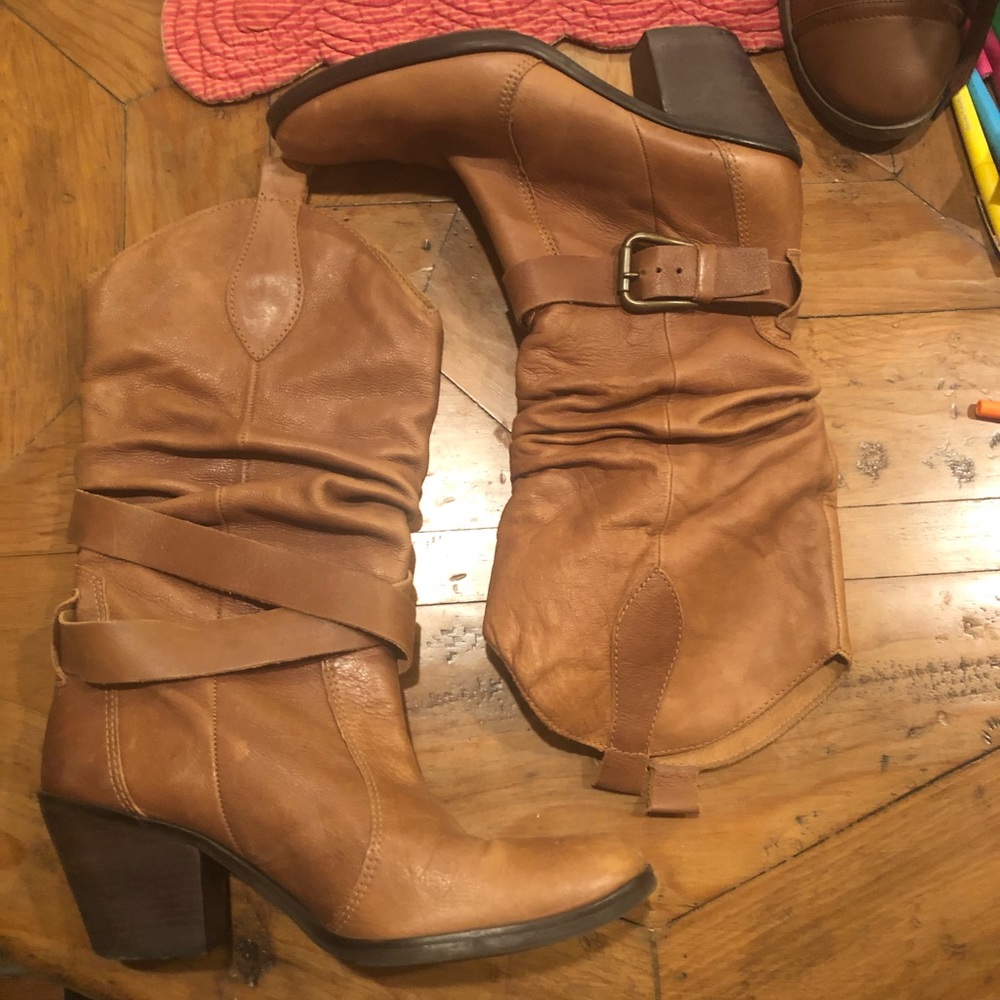 Brown calf-length boots w/ belt detailing